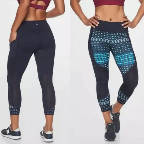 Athleta Small Timeless Contender Capris Leggings Zip Pockets Small Petite - Picture 1 of 11